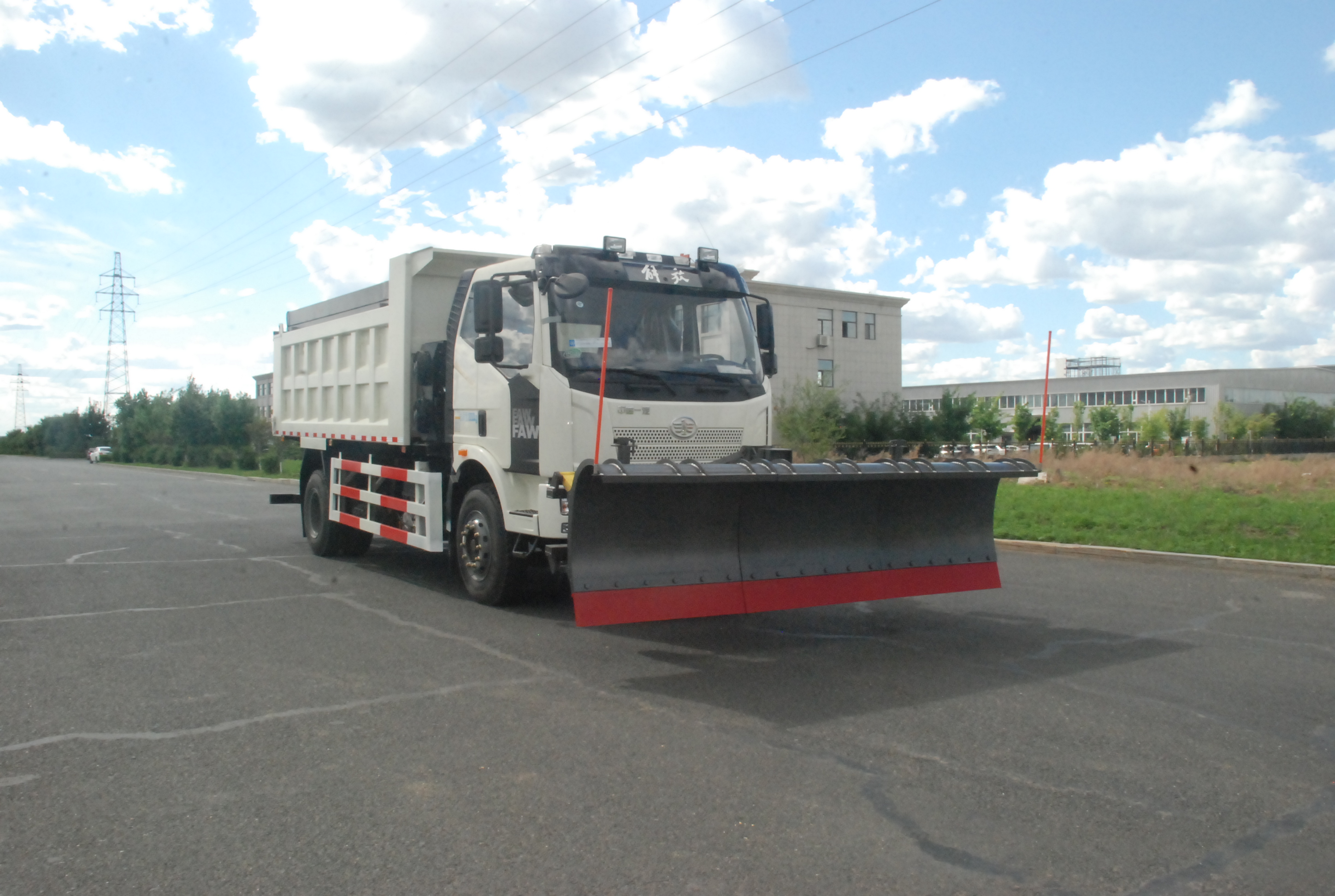 BLD5180TCXCA6型（18噸）綜合除雪車(chē)(圖2)